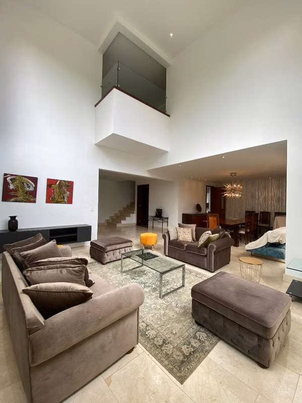 CASA EN CONDOMINIO EXCLUSIVO ESCAZU