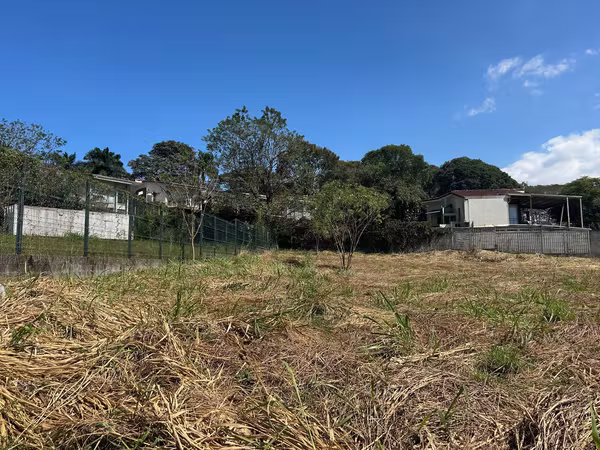 Lot for Sale, 1,621 m² near radial Santa Ana