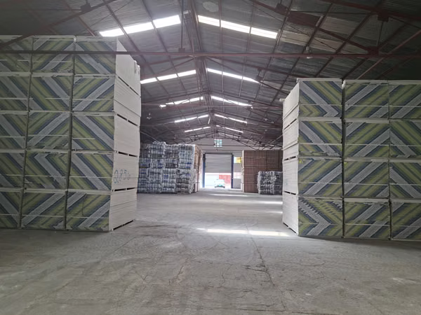 Se vende bodega industrial / comercial por Zona Curridabat