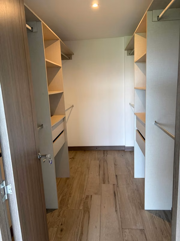 ATENCION INVERSIONISTAS SE VENDE APARTAMENTO GUAYABOS DE CURRIDABAT