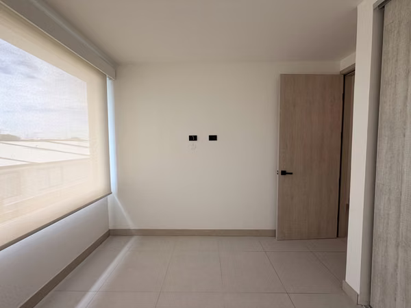 Casa en alquiler en Lindora | Línea blanca + cuota condominal incluida | $2,300