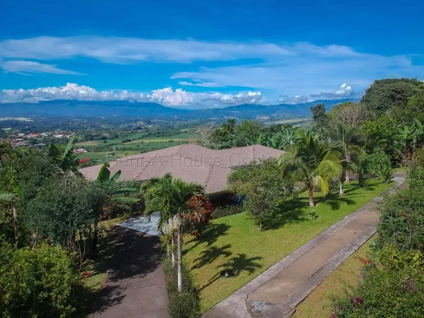 House for Sale in Poás-Carrillos, Alajuela. 27-491