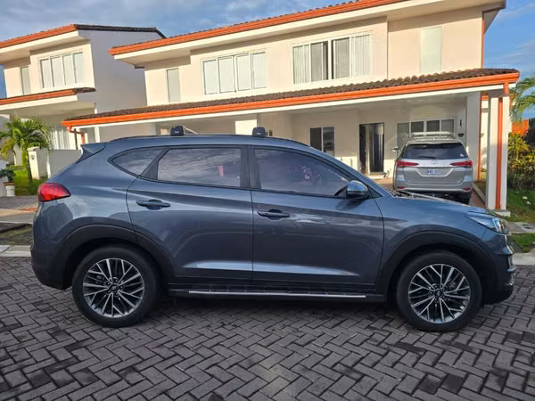 Hyundai Tucson Diesel 2019 Full extras