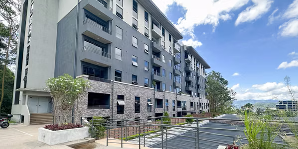 Amoblado Rental with Terrace in New-84, Curridabat (CT)