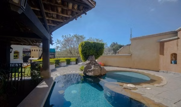 Exclusive 3-Bedroom Condominium with Private Pool in Escazú