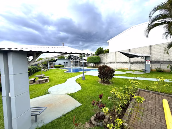 CASA EN VENTA EN CONDOMINIO, SAN PABLO, HEREDIA, CERCA U LATINA