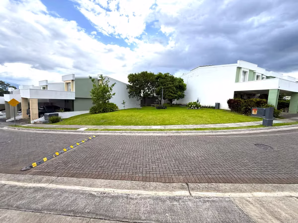 CASA EN VENTA EN CONDOMINIO, SAN PABLO, HEREDIA, CERCA U LATINA