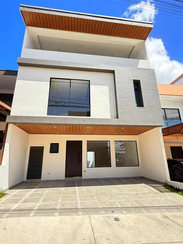 BRAND-NEW LUXURY HOME FOR SALE, TRES RÍOS, CONDOMINIUM