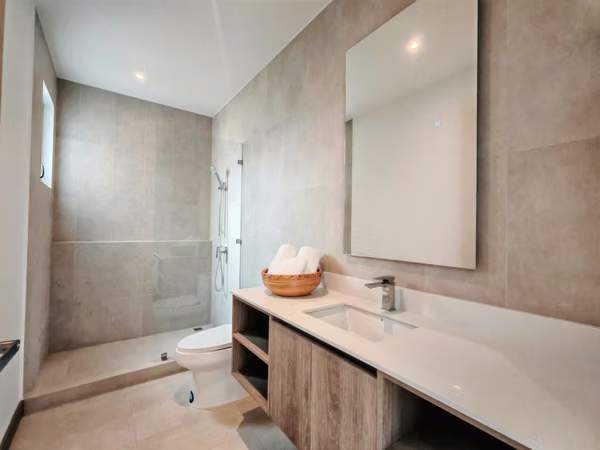 Apartamento de Lujo en Escazú con 193 m² y Vista