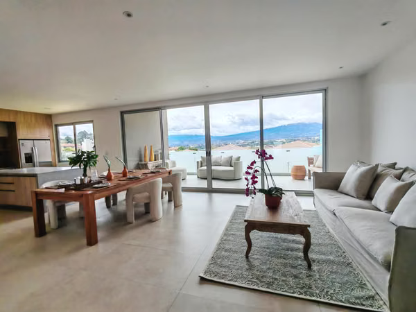Apartamento de Lujo en Escazú con 193 m² y Vista