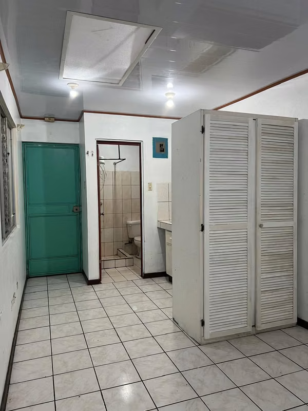 Se alquila aparta-estudio Sabanilla