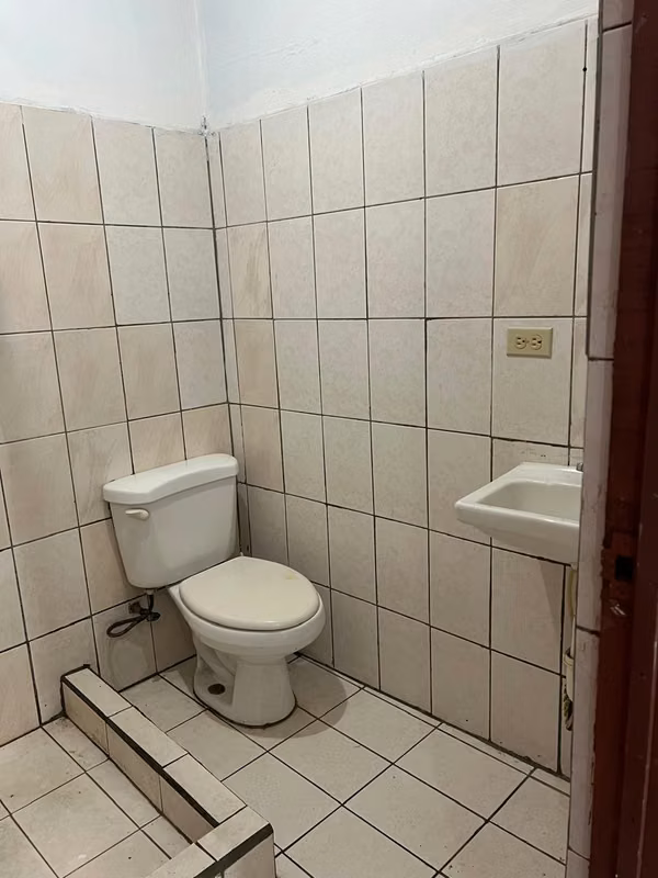 Se alquila aparta-estudio Sabanilla
