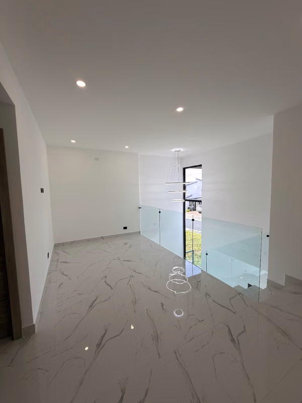 Casa independiente para estrenar en San Rafael de Alajuela con amplio jardín