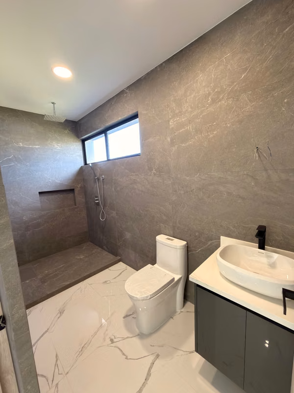 Casa independiente para estrenar en San Rafael de Alajuela con amplio jardín