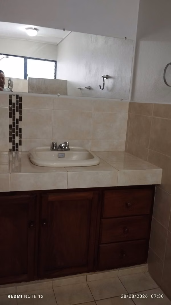 ALQUILO APARTAMENTO EN GUADALUPE – EXCELENTE UBICACIÓN