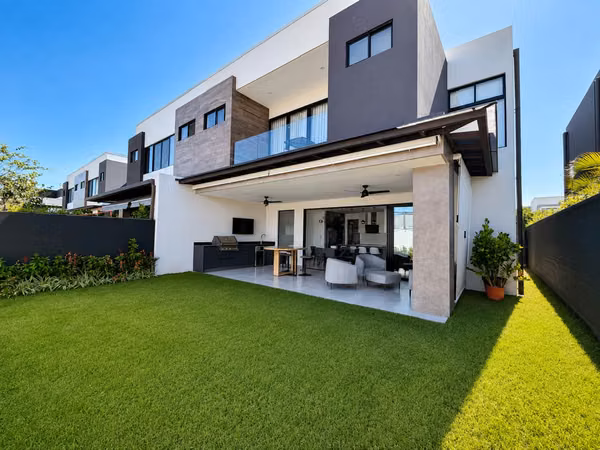 Home sale in Lindora, Santa Ana Opportunity