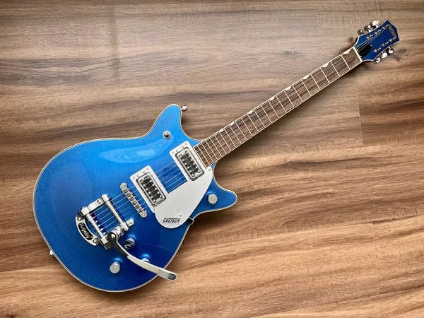 G5230T ELECTRIC GUITAR AND PEDAL KIT