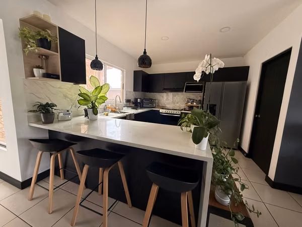 APARTMENT FOR RENT – SANTA ANA CENTER | $800