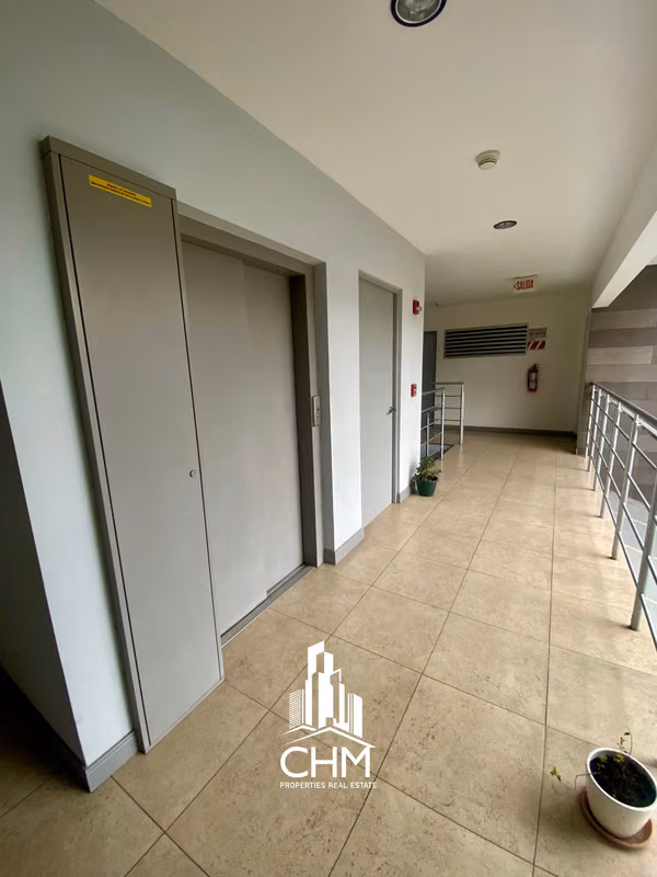 ALQUILER DE ESPECTACULAR APARTAMENTO-ROHRMOSER-NUNCIATURA-EN EDIFICIO