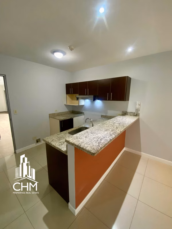 ALQUILER DE ESPECTACULAR APARTAMENTO-ROHRMOSER-NUNCIATURA-EN EDIFICIO