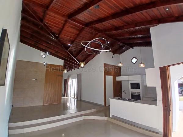 House for Sale, 312 m2, In Condominio , Greece de Alajuela