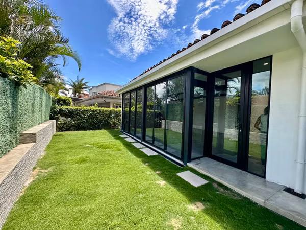 For sale 3 Rooms 3 living rooms 2 parking spots, Valle del Sol