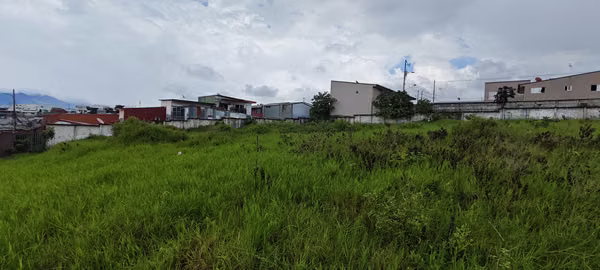 Hermoso Lote Purral Abajo Mixto- RA