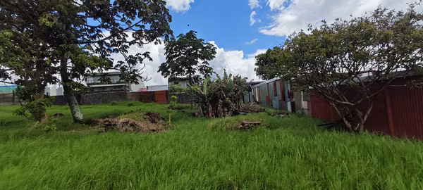 Hermoso Lote Purral Abajo Mixto- RA