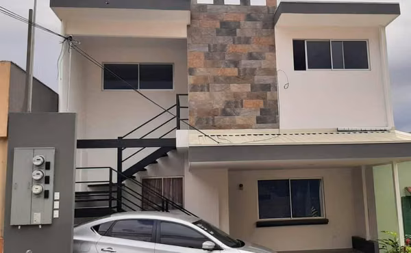 SALE - 124; INVESTMENT PROPERTY IN SABANILLA HOUSE AND APARTMENTS