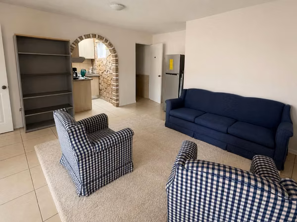 Spacious furnished apartment 90 m ² in Rohrmoser - services included