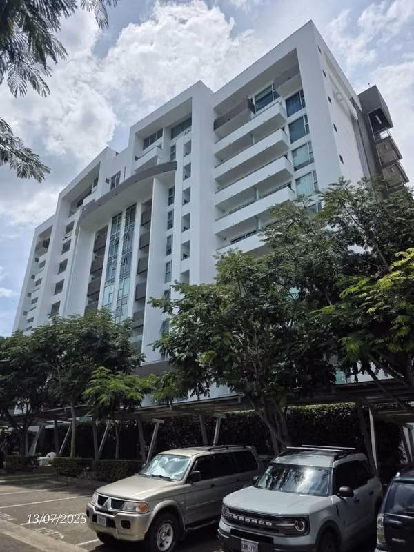 Apartamento Torres de Heredia