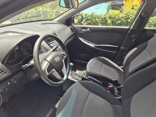 Hyundai accent