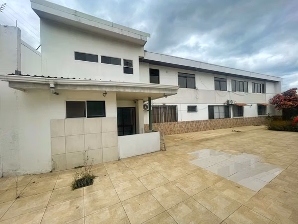 Casa + Apartamento en venta | Uso mixto | Rohrmoser! P515