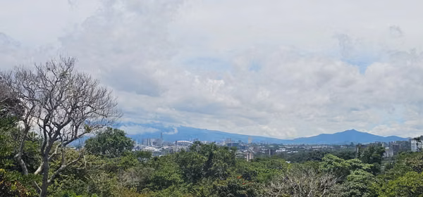 Lote en Venta Escazú 1.750 m² Cerca de Distrito 4 y Cerro Alto