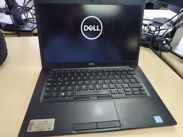 Laptop brand Dell