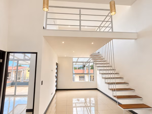 CASA EN VENTA CONDOMINIO LOMAS DE MONTES DE OCA