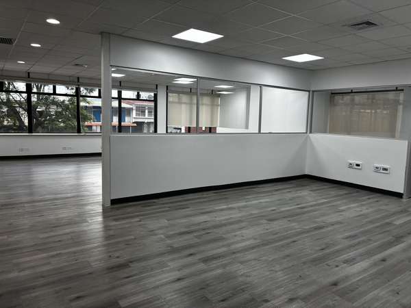 BIG OFFICE FOR RENT AT CORPORATE CENTER BY PASEO COLON