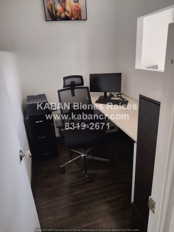 Alquiler Oficina Semiamueblada en Curridabat. A/C + Servicios Incluidos