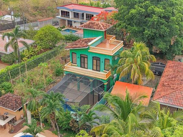 Casa Verde Vida | Private Pool and Rooftop Home in Playas del Coco