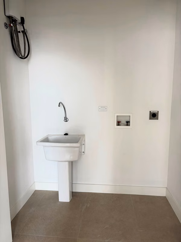 APARTAMENTO EN ROHRMOSER. TORRE PARKWOOD NUNCIATURA.