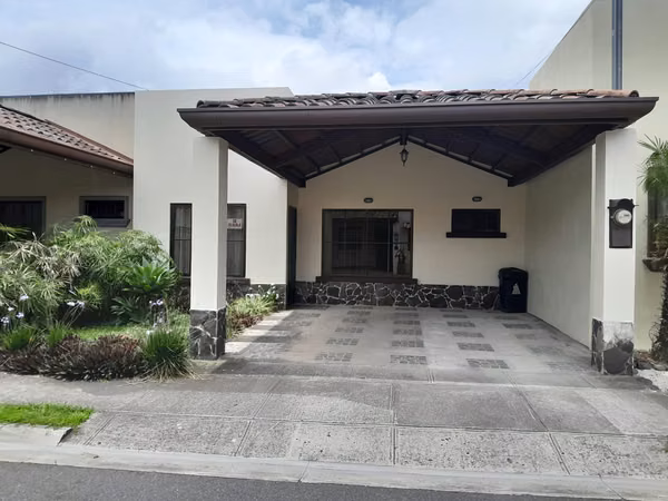 Rental house in Condominio la Rueda, Guarco de Cartago