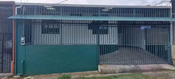 Casa grande y segura · Sabanilla, Montes de Oca · 5 hab · 250 m²