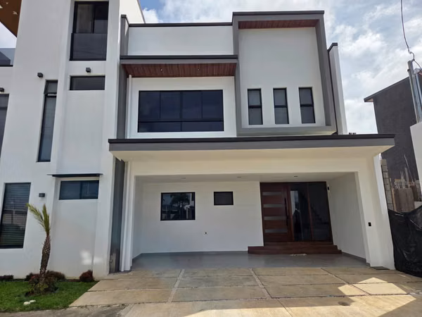 Casa nueva en Condominio Tres Ríos/4 habitaciones/Excelentes amenidades