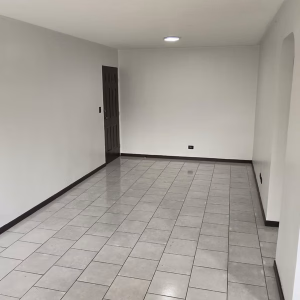 Apartamento 2 dormitorios 2 parqueos, Condominio Campo Alto, Concasa