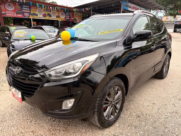 HYUNDAI TUCSON GLS-2015-AUTO-SHIFT TRONIC-4X2-8.475.000