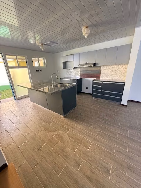 Apartamento en alquiler en Tres Rios - Condominio-2 niveles -moderna
