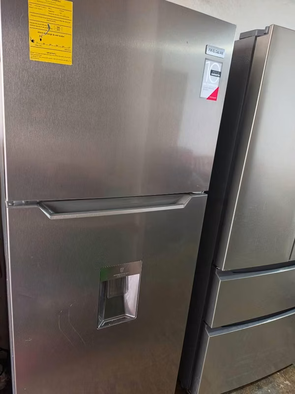 refrigeradora frigidaire