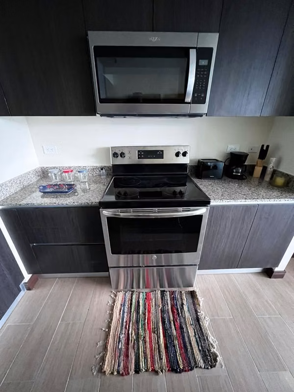 VENTA DE APARTAMENTO TIPO ESTUDIO ( con división ) en los Yoses