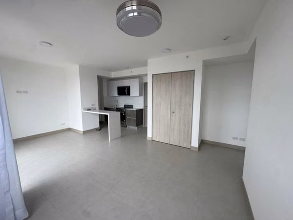 Apartment for Rent at Sky House – 6th Floor