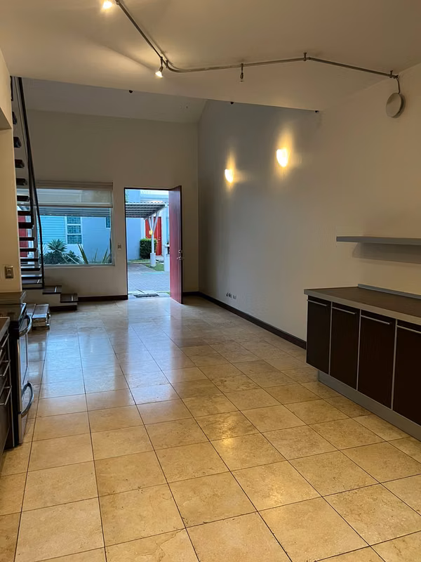 ALQUILER CASA $ 1.850 POZOS DE SANTA ANA